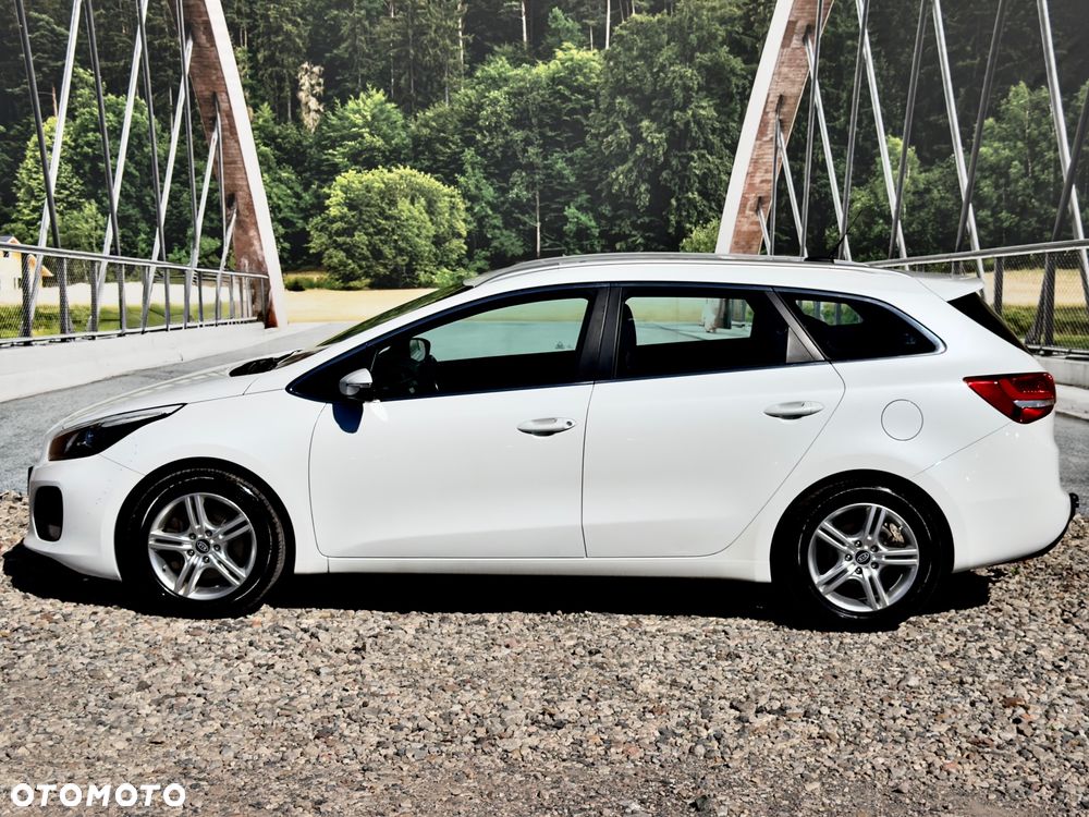 Kia Ceed 1.6 CRDi 136 DCT ISG GT Line - 9