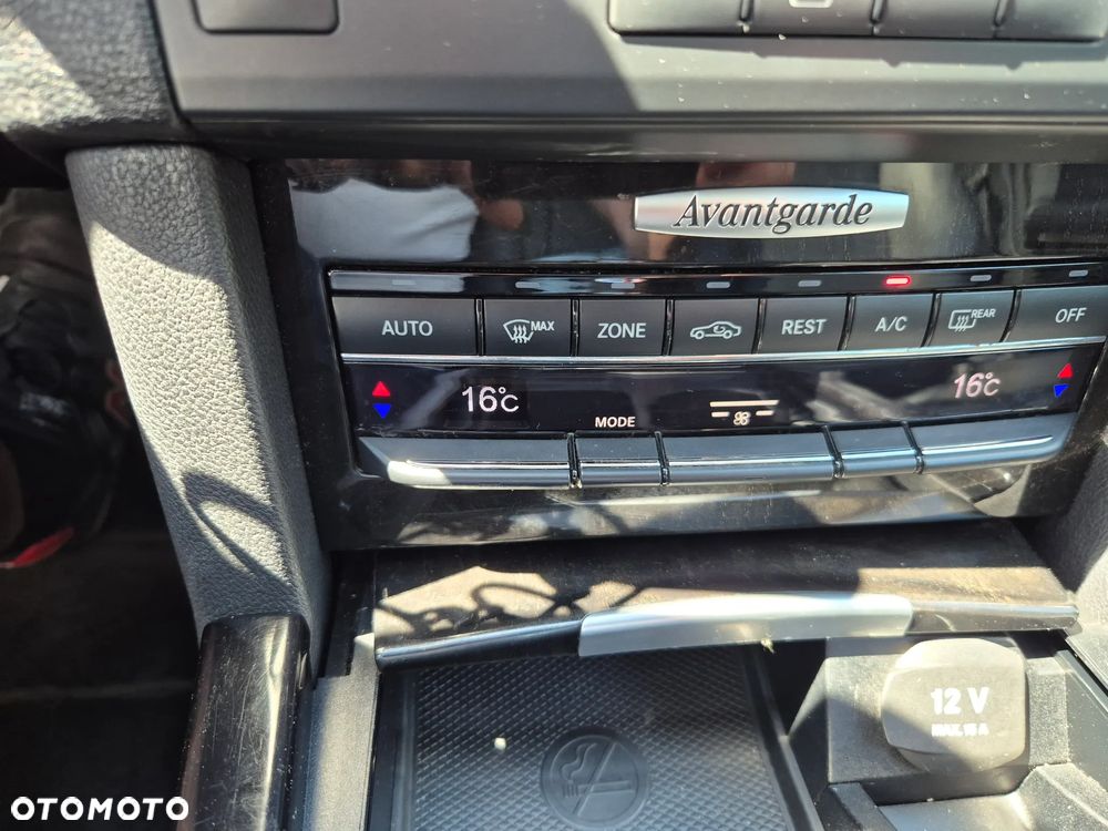 Mercedes-Benz Klasa E 300 BLUETEC 7G-TRONIC Avantgarde DPF - 13