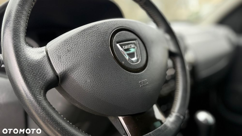 Dacia Duster 1.6 - 12