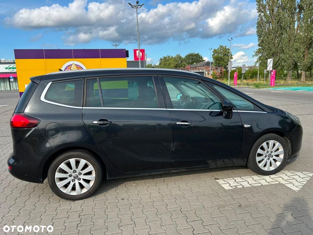 Opel Zafira - 3