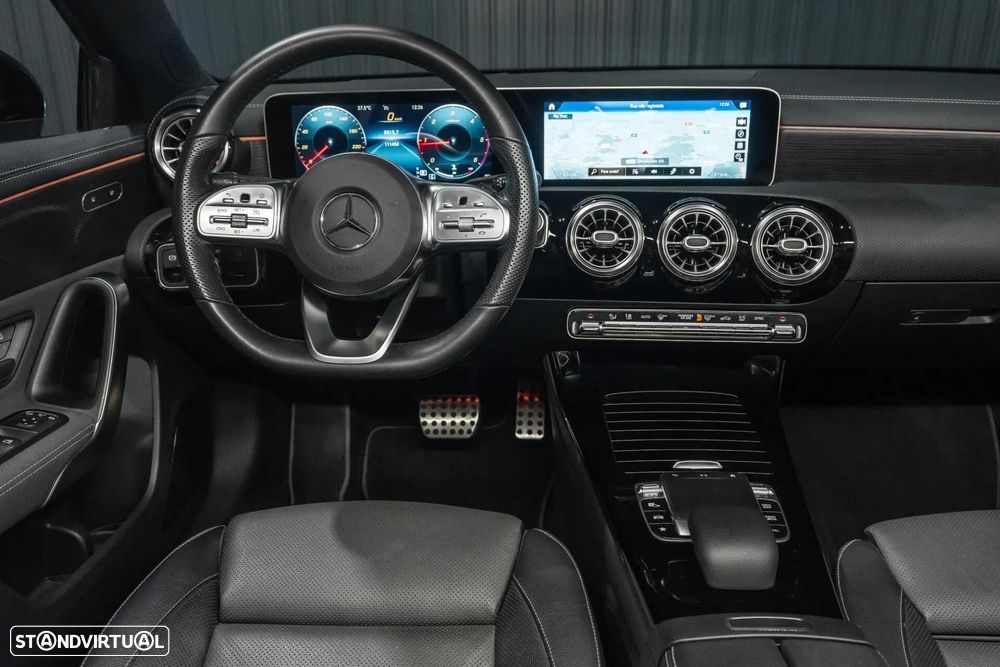 Mercedes-Benz A 180 d 7G-DCT AMG Line - 8