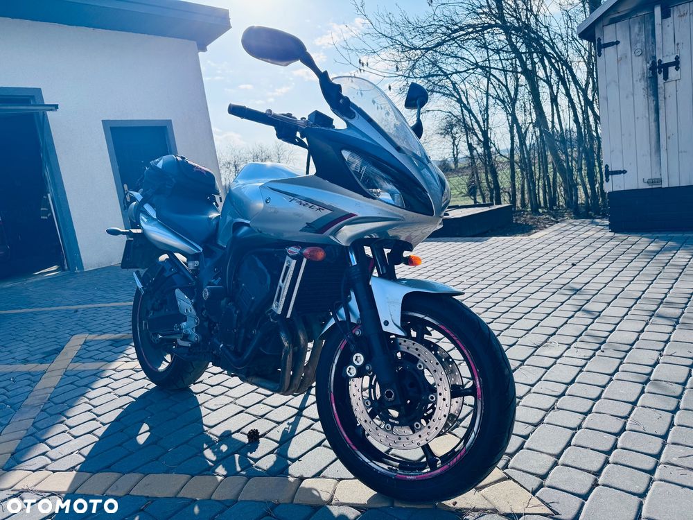 Yamaha FZ6 - 6