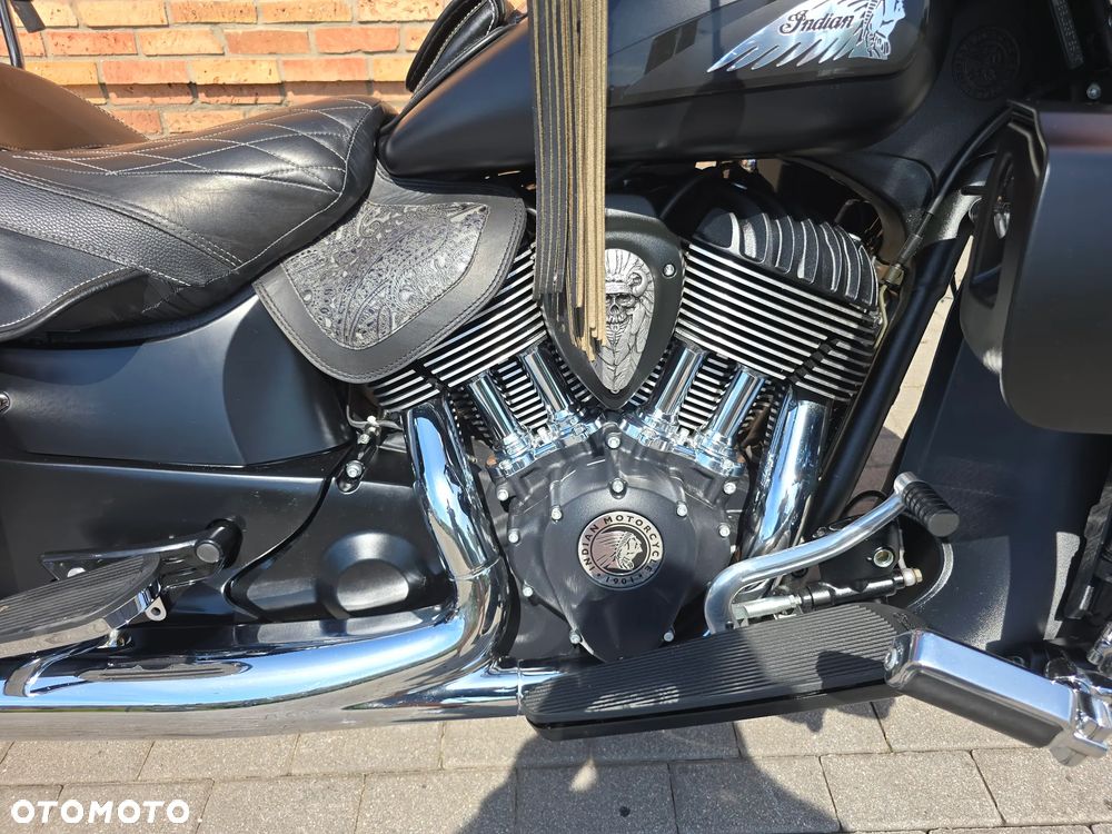 Indian Roadmaster - 4