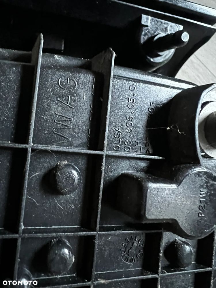 VW CADDY 2K7 LAMPY TYŁ LEWA JAK NOWA - 4