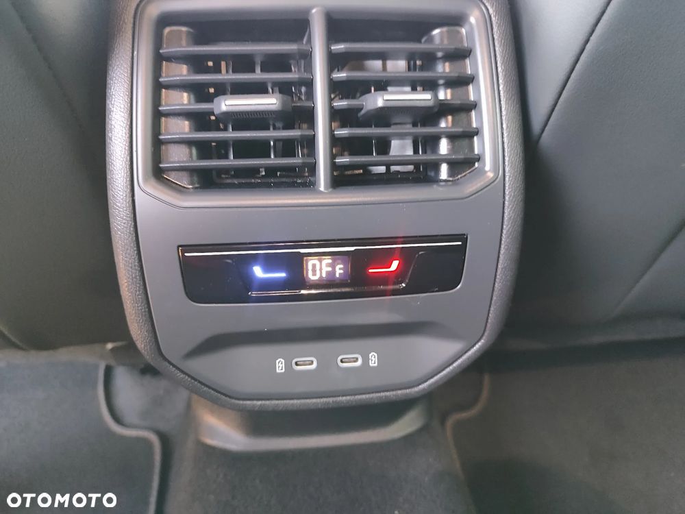 Cupra Leon 2.0 TSI DSG VZ - 19