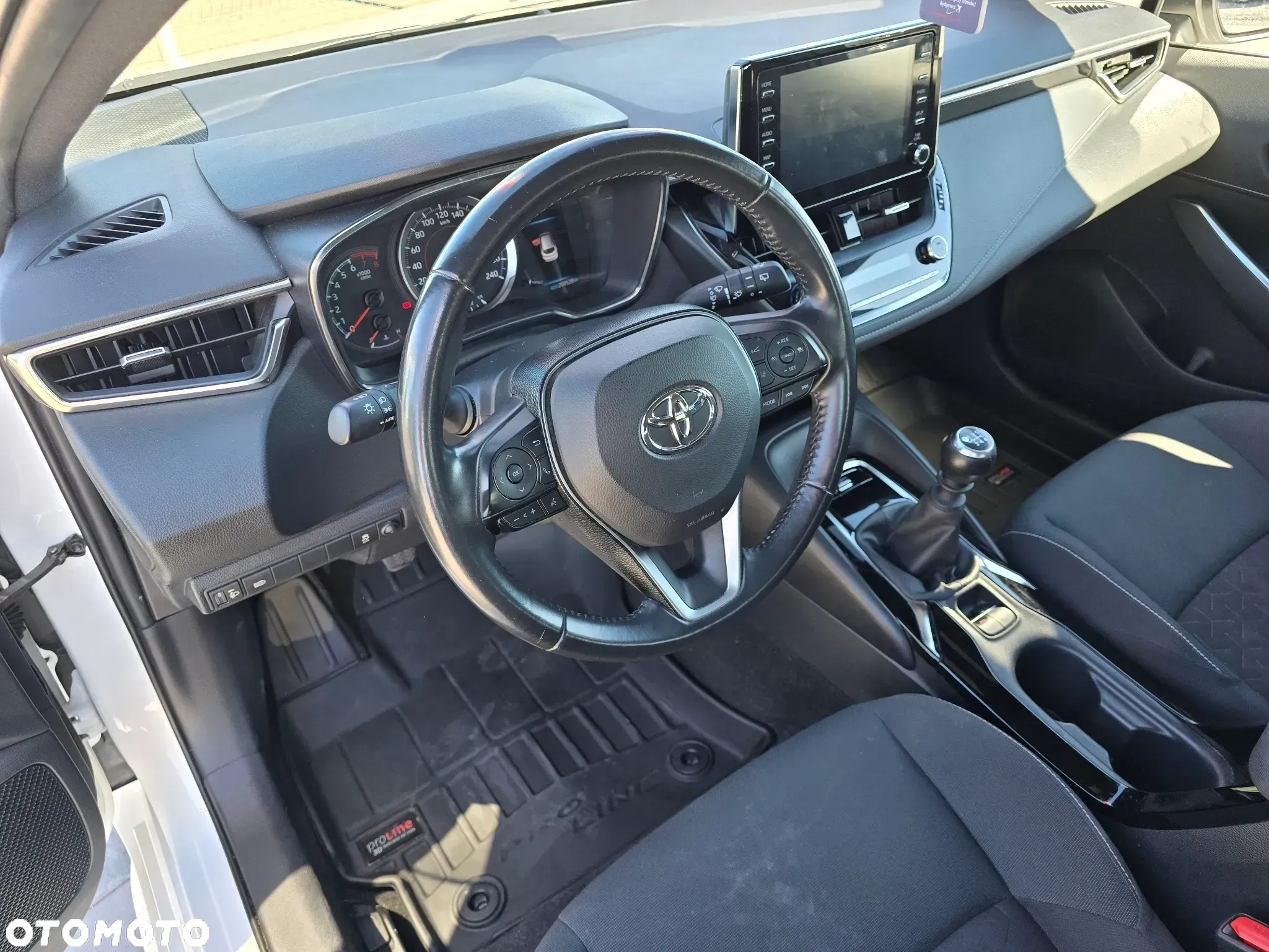 Toyota Corolla 1.2 T Comfort - 22