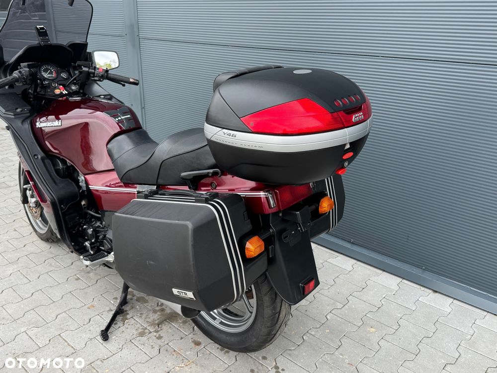 Kawasaki 1000 GTR - 17