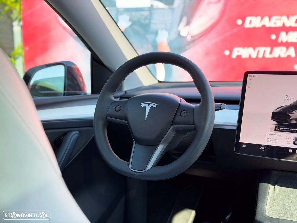 Tesla Model Y Tração Traseira - 17
