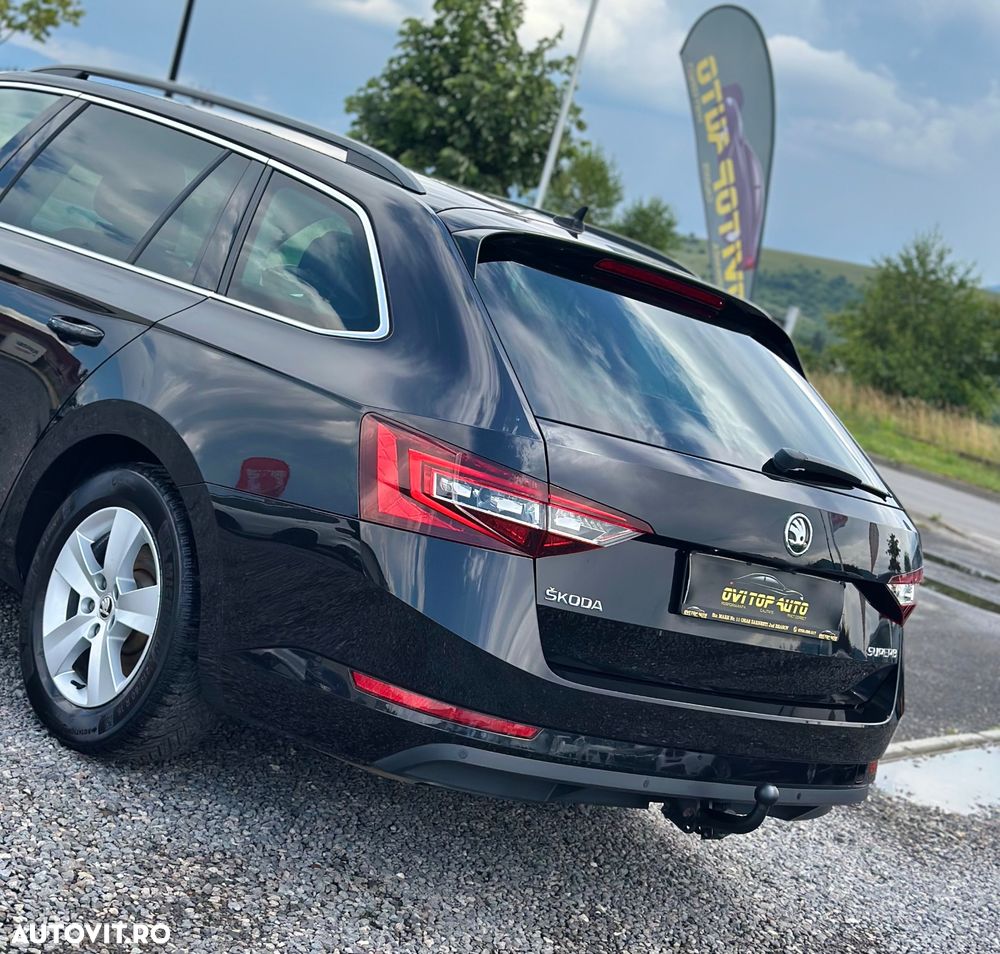 Skoda Superb 1.6 TDI DSG Ambition - 13