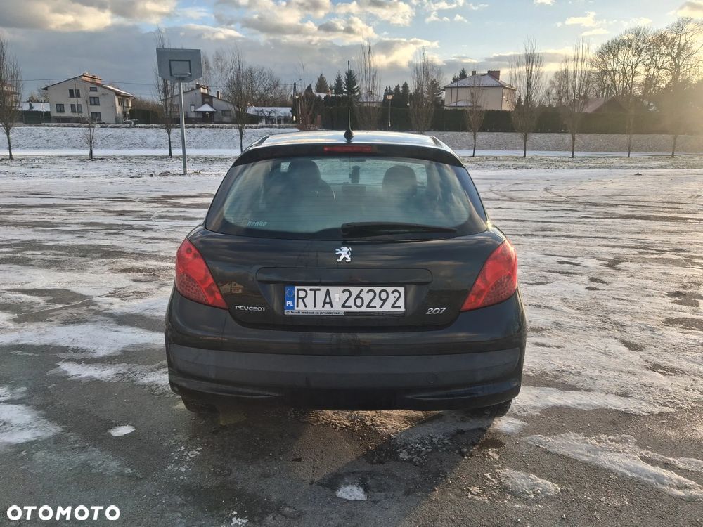 Peugeot 207 1.4 - 11