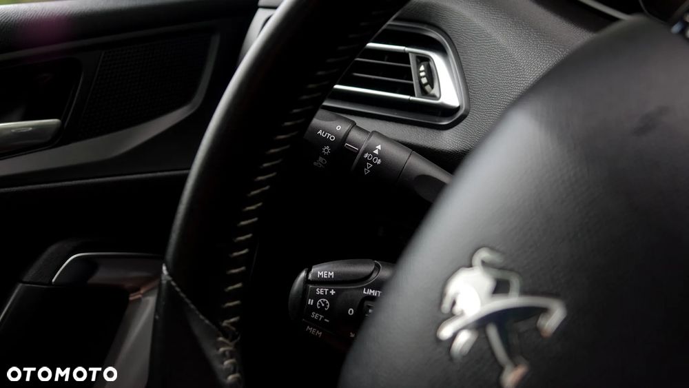 Peugeot 308 BlueHDi 120 Stop & Start Business-Line - 13
