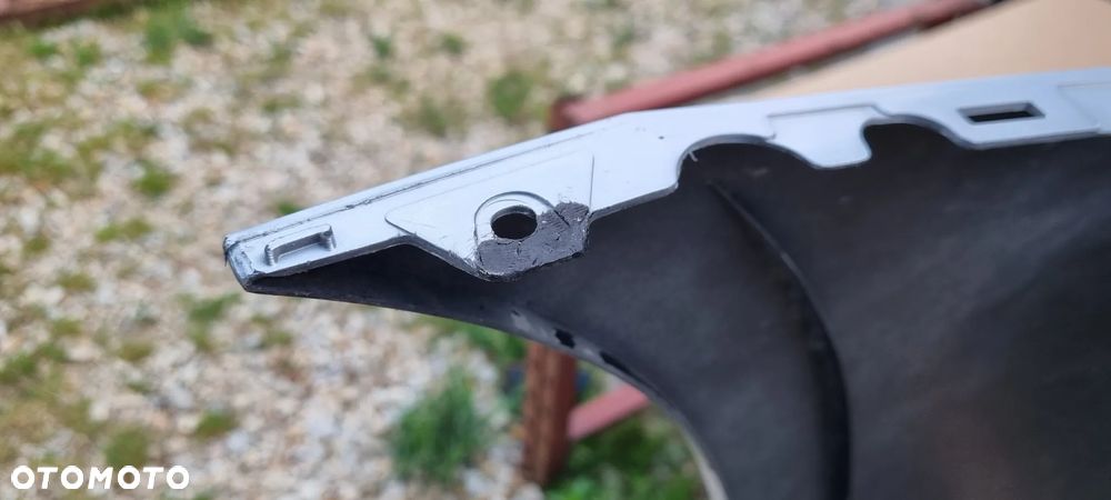 RENAULT LAGUNA III LIFT 2011- Zderzak przód oryginał MC031 - 16