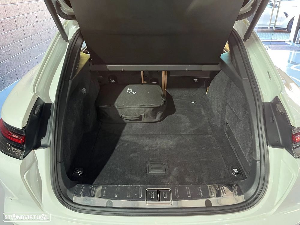 Porsche Panamera Sport Turismo 4 E-Hybrid Edition 10 Anos - 24