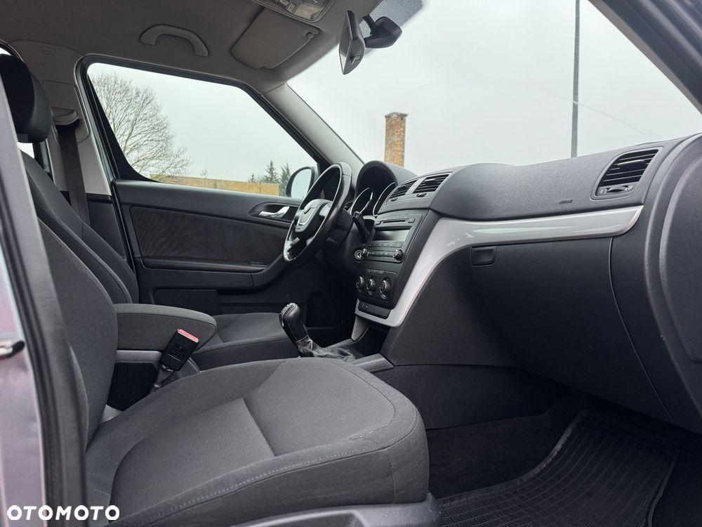 Skoda Yeti 2.0 TDI 4x4 Ambition - 31