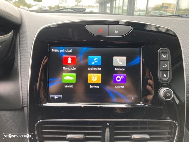 Renault Clio Sport Tourer (Energy) TCe 90 Bose Edition - 24