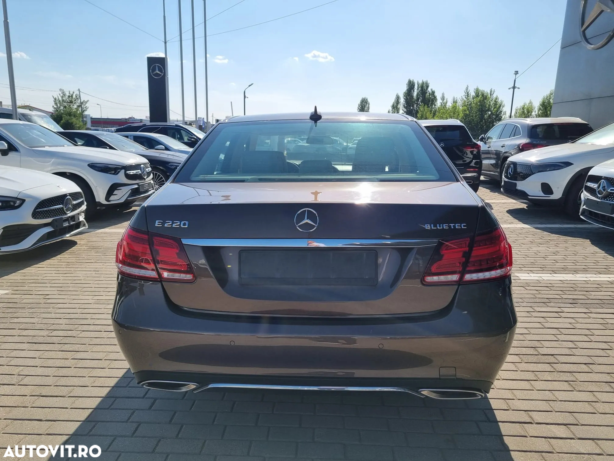 Mercedes-Benz E 220 BlueTEC 4MATIC - 8
