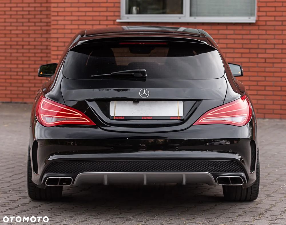 Mercedes-Benz CLA AMG 45 4Matic Shooting Brake 7G-DCT - 37
