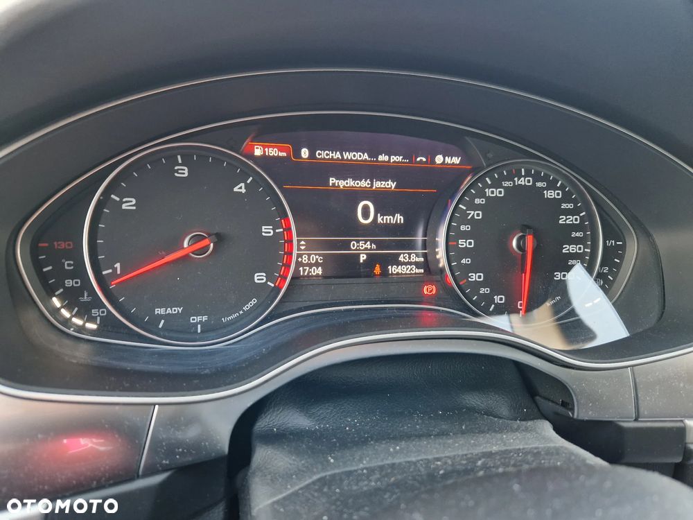 Audi A6 Avant 2.0 TDI Ultra S tronic - 23