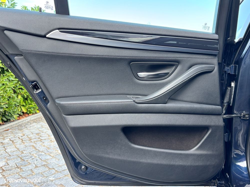 BMW 520 d Auto - 24