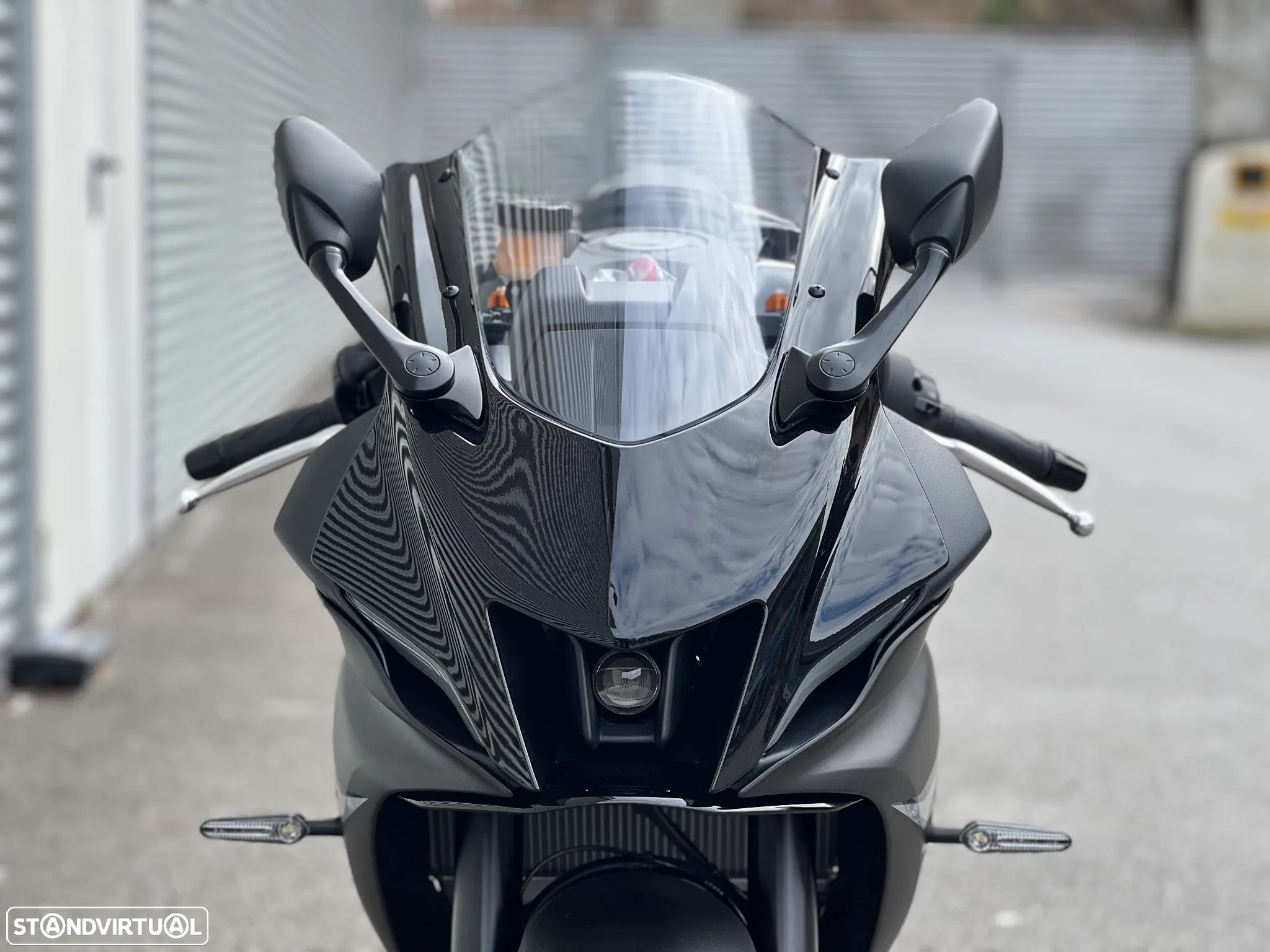 Yamaha R R-7 - 11