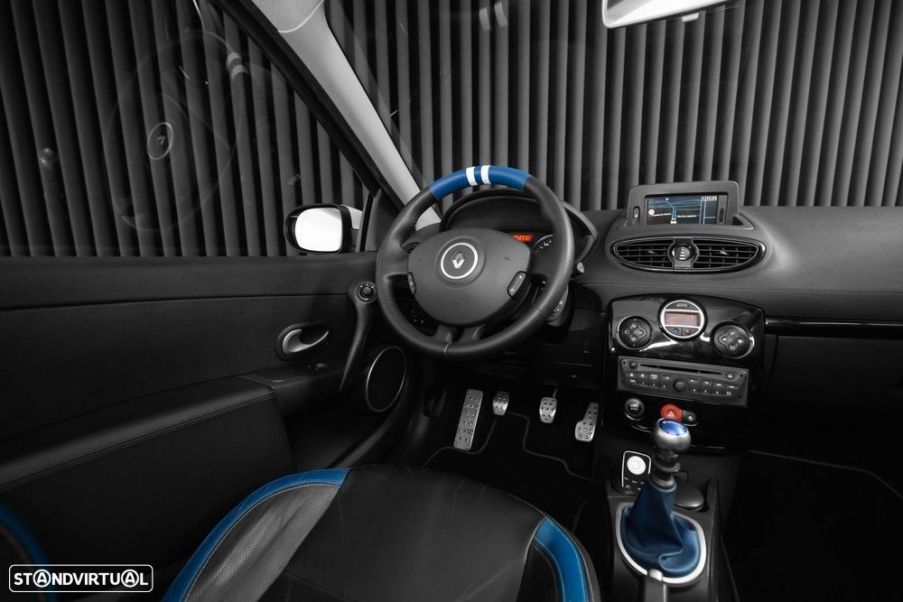 Renault Clio 2.0 16V Gordini RS - 14