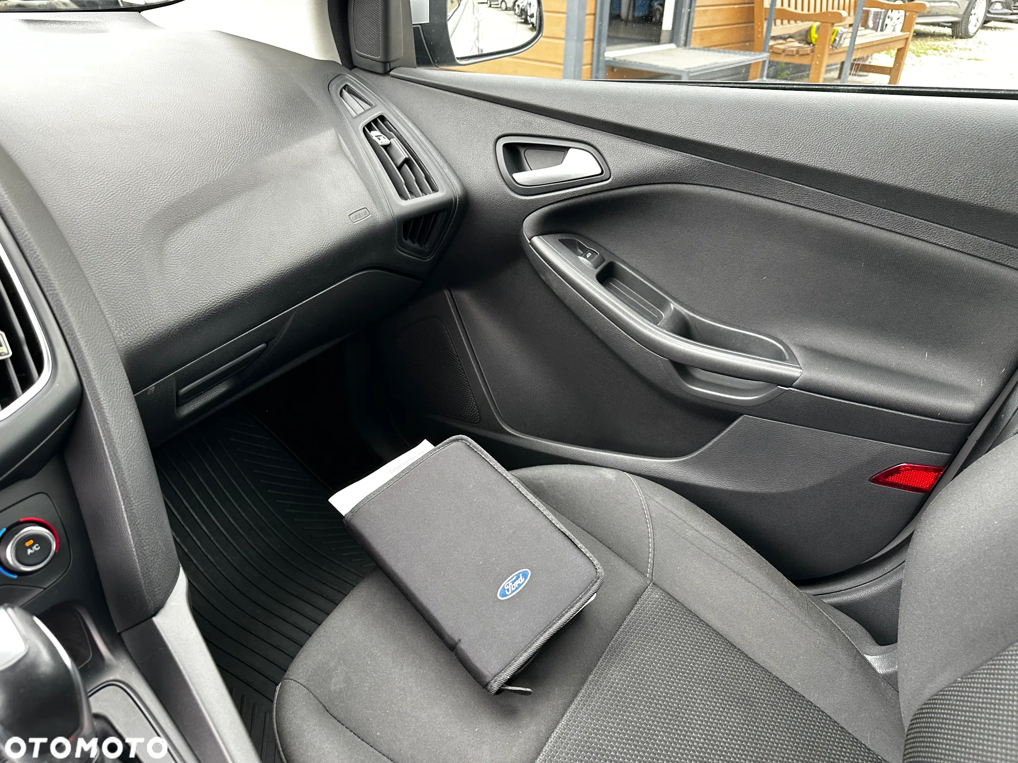 Ford Focus - 17