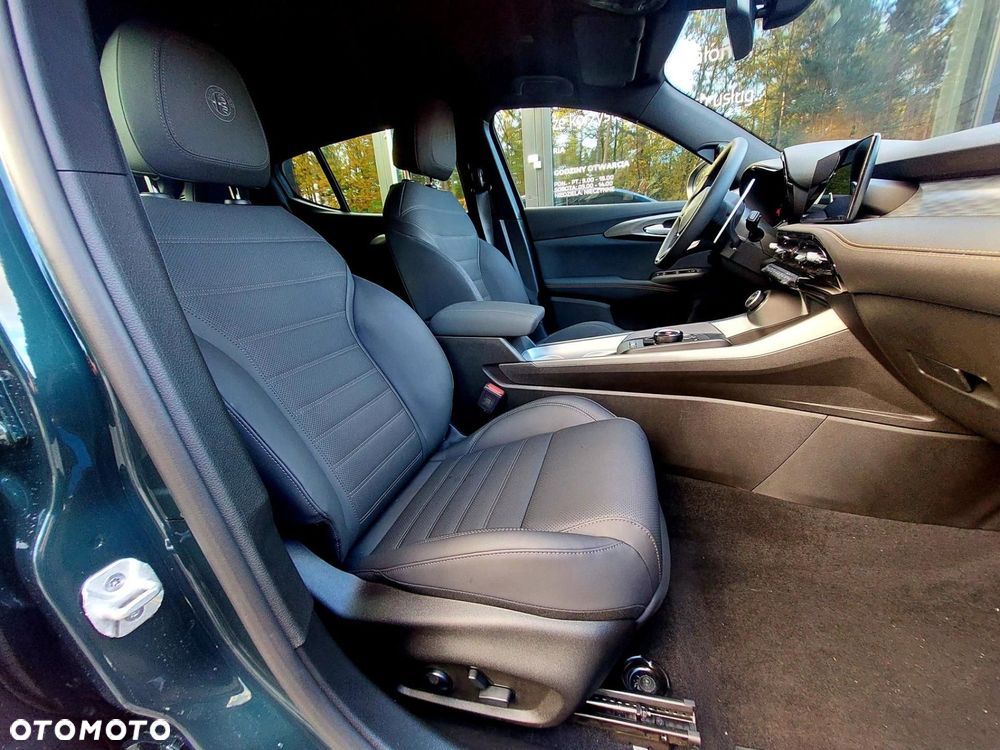 Alfa Romeo Tonale 1.5 T4 GSE mHEV Veloce DCT - 11