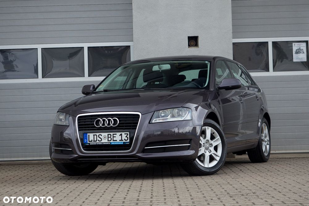 Audi A3 Sportback 1.6 Attraction - 4