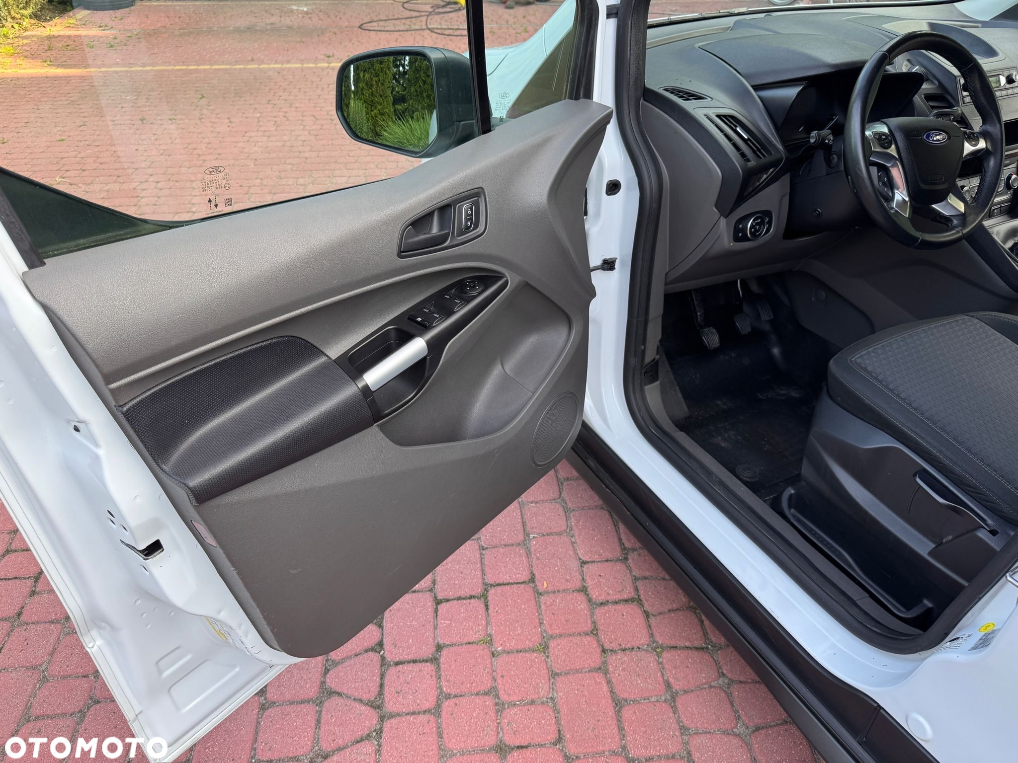 Ford Transit Connect 230 L2 S&S Trend - 19