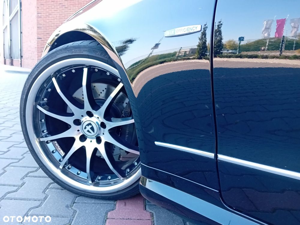 Mercedes-Benz Klasa E 350 CGI Coupe BlueEFFICIENCY 7G-TRONIC Elegance - 16