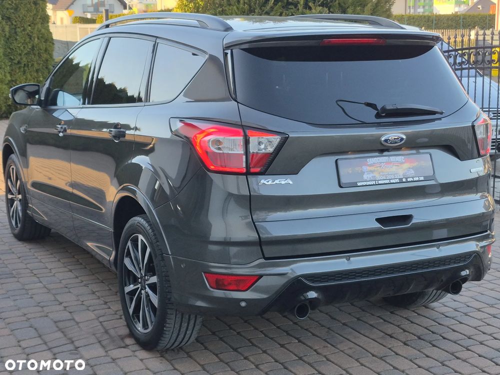 Ford Kuga 1.5 EcoBoost 2x4 ST-Line - 33