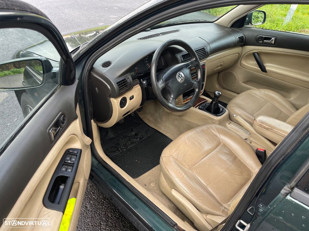 VW Passat 1.9 TDi Confortline - 6