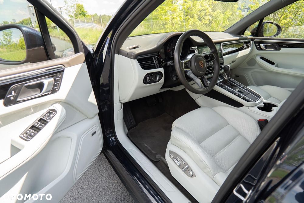 Porsche Macan Standard - 10