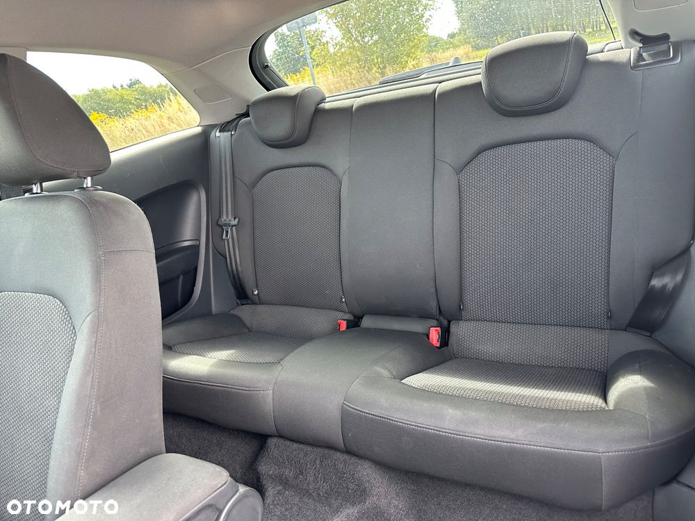 Audi A1 3-drzwiowe 1.6 TDI Attraction - 9