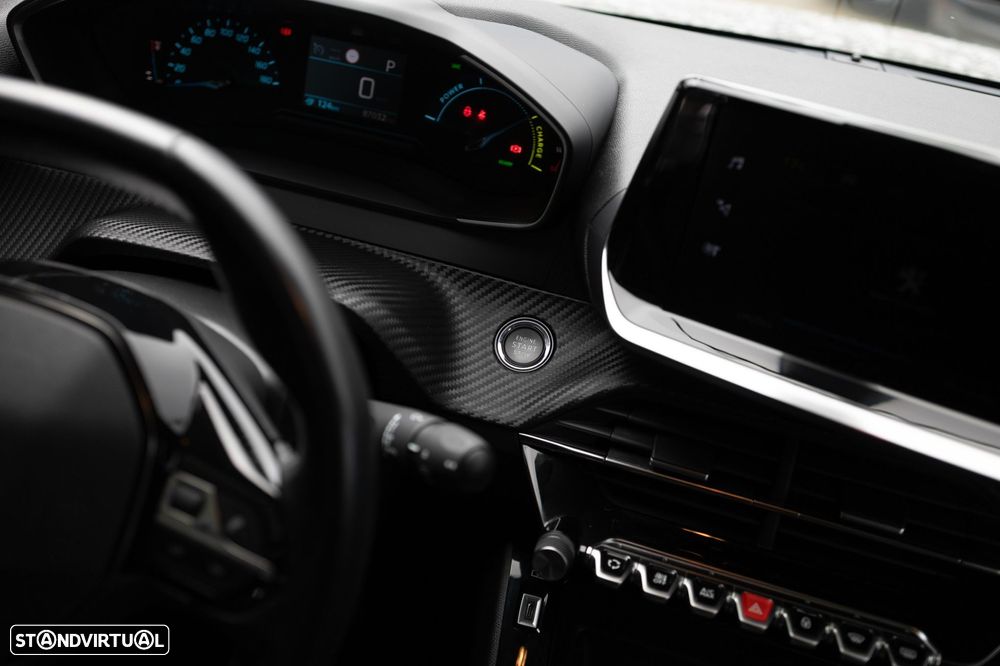 Peugeot e-2008 Active - 19