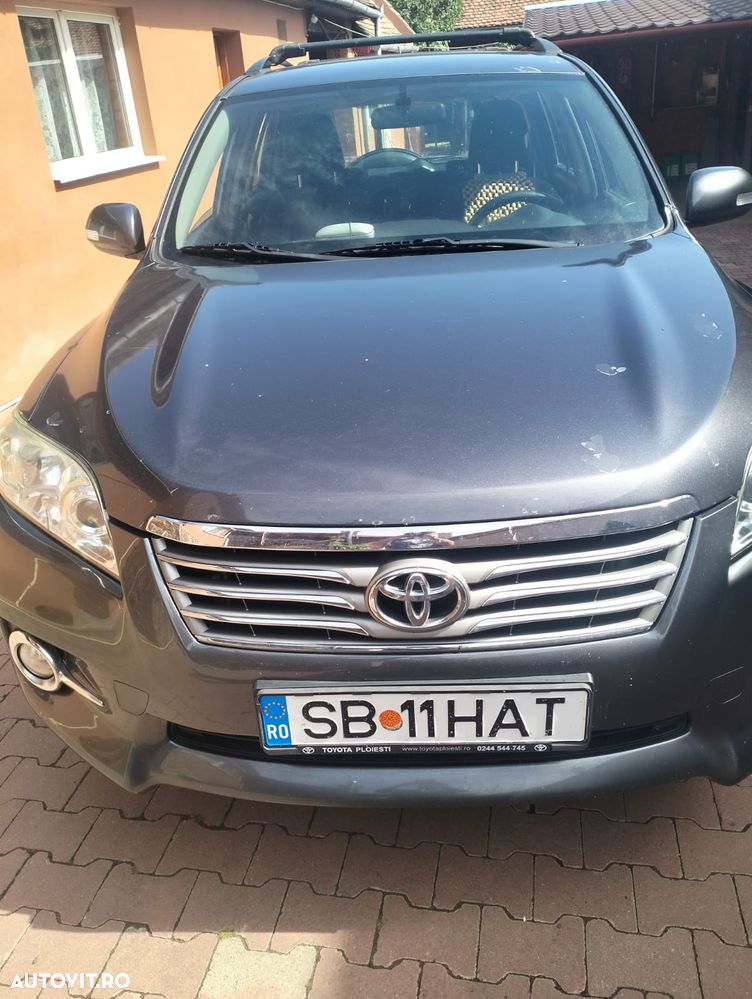 Toyota RAV4 - 5