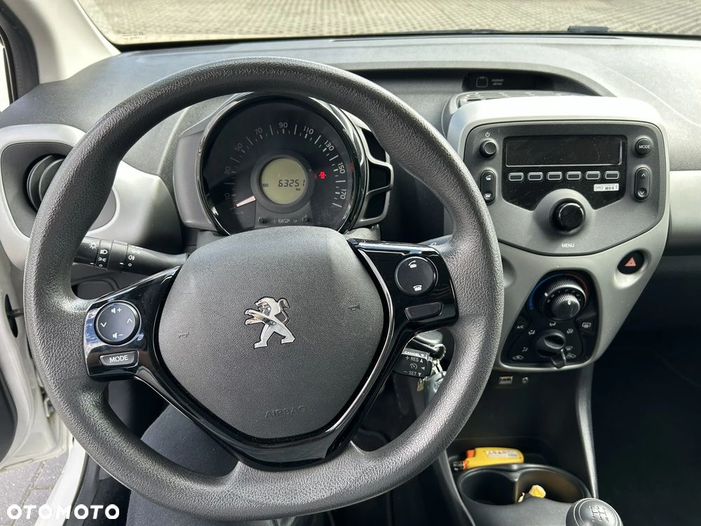 Peugeot 108 - 10