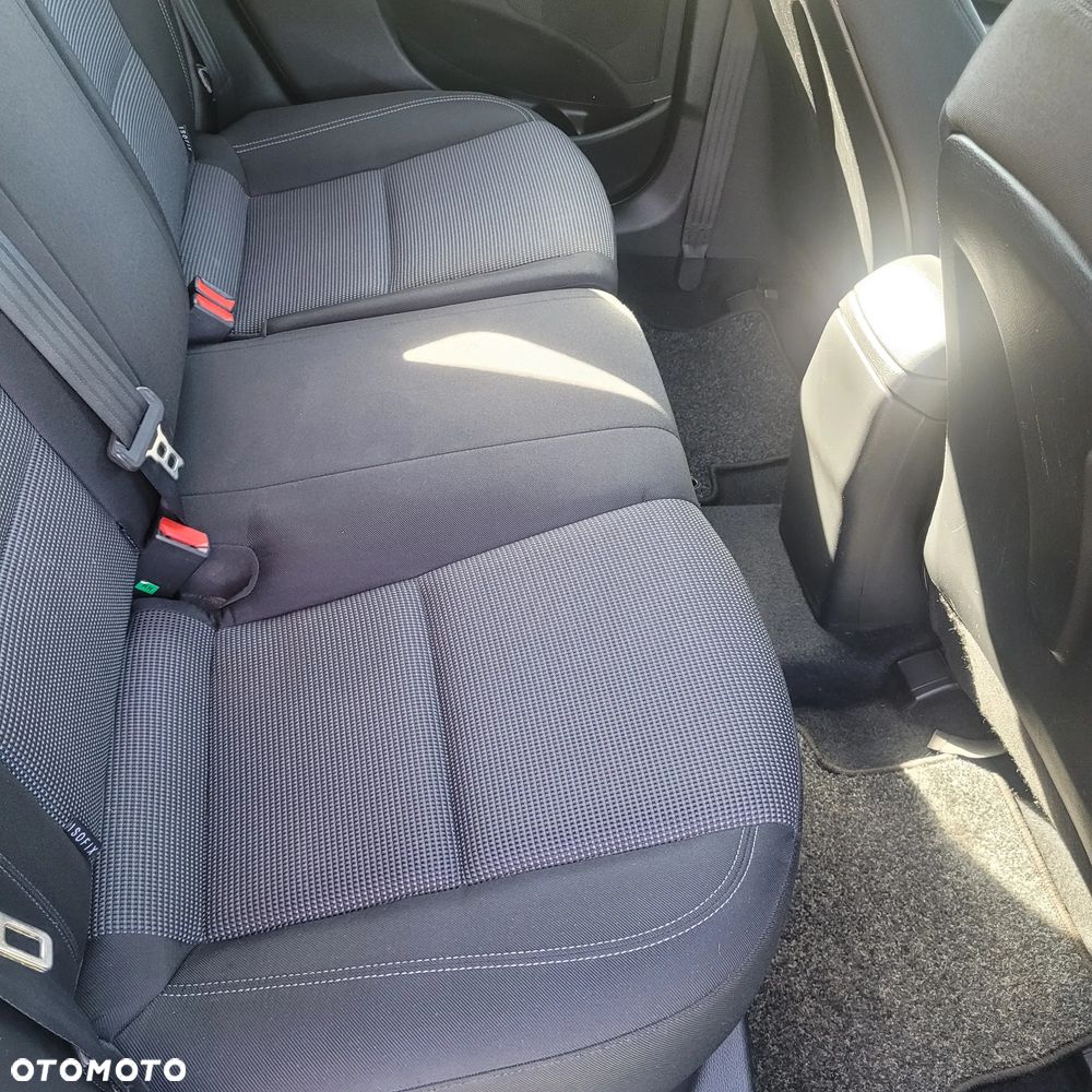 Hyundai i30 - 11