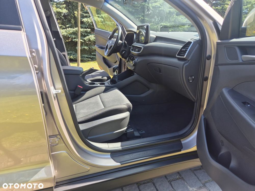 Hyundai Tucson 1.6 GDi 2WD Pure - 29