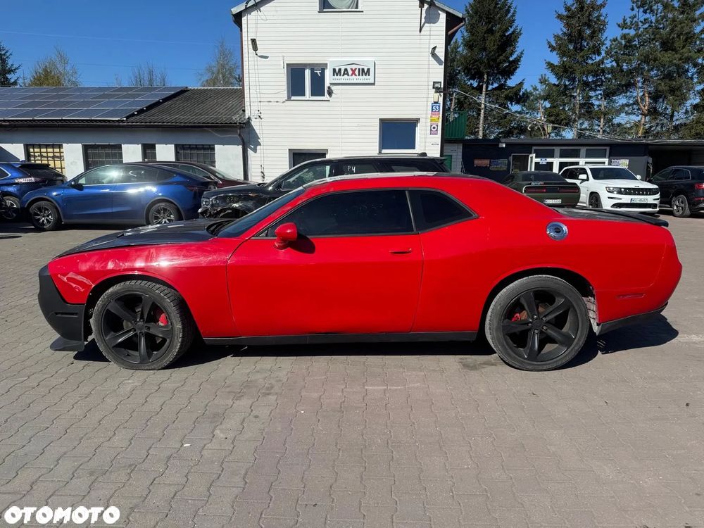 Dodge Challenger - 15