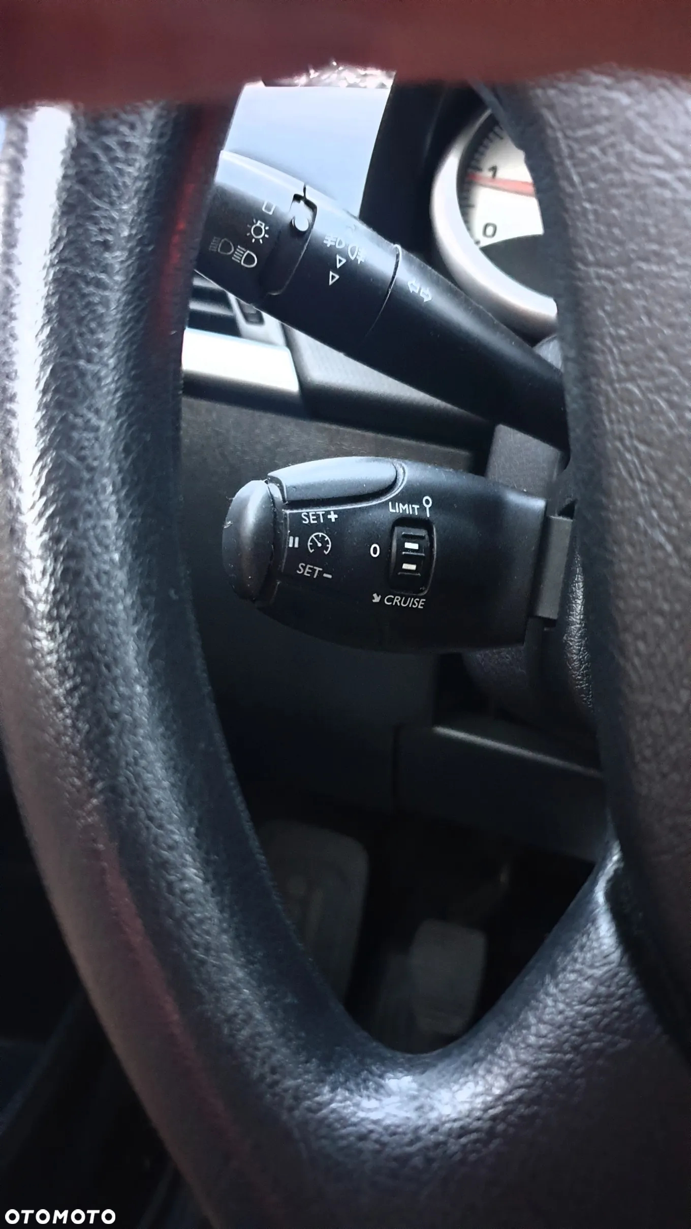 Peugeot 207 - 16