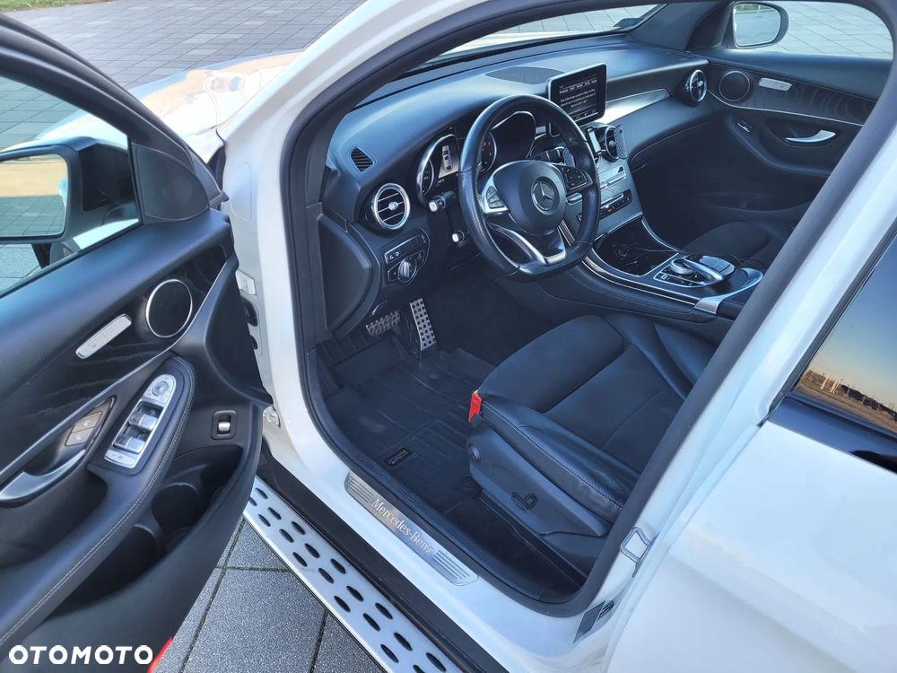 Mercedes-Benz GLC - 13