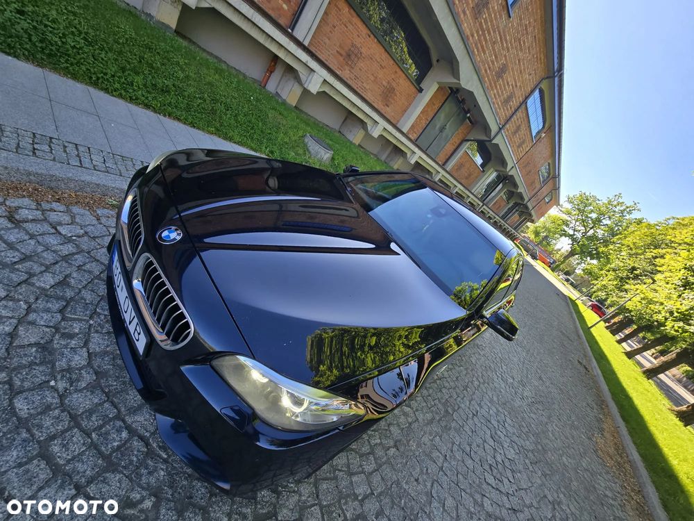 BMW Seria 5 520d xDrive Luxury Line - 2