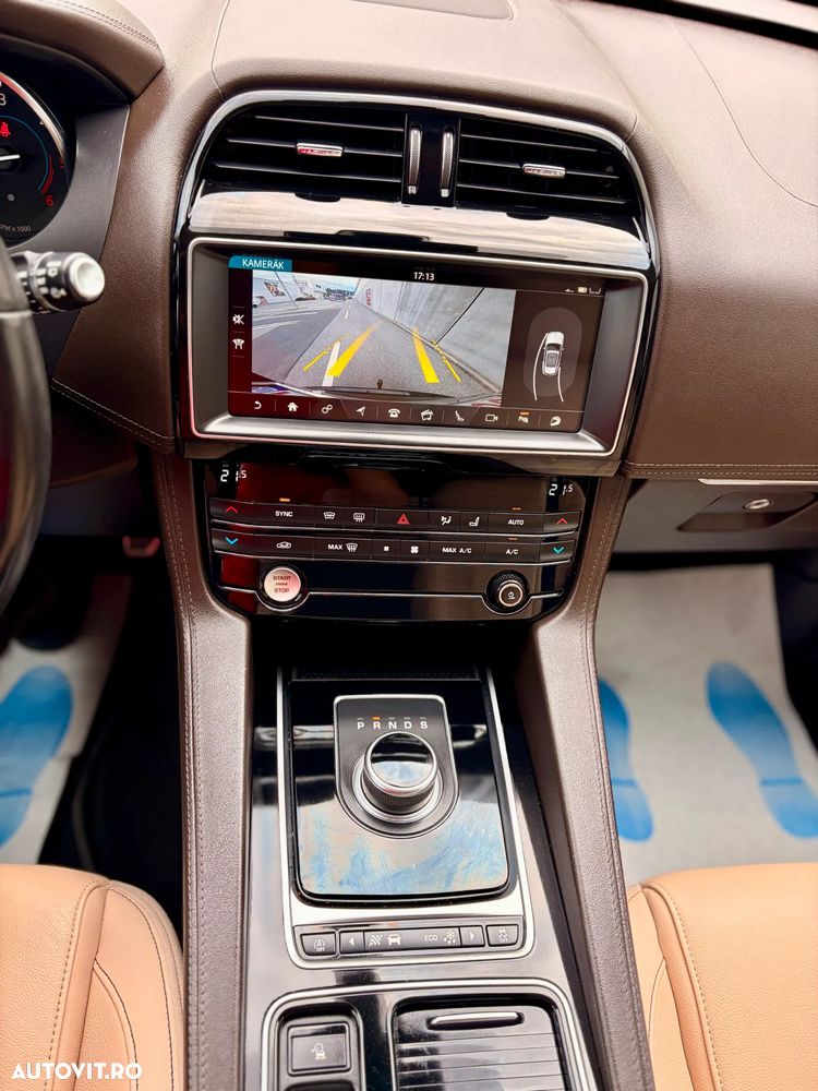 Jaguar F-Pace 20d AWD Aut. Prestige - 9