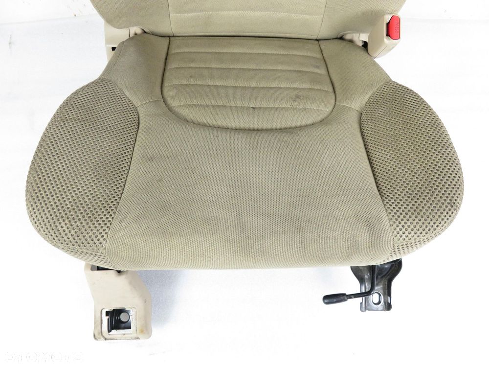 FOTEL PASAŻERA NISSAN PATHFINDER III R51 - 11