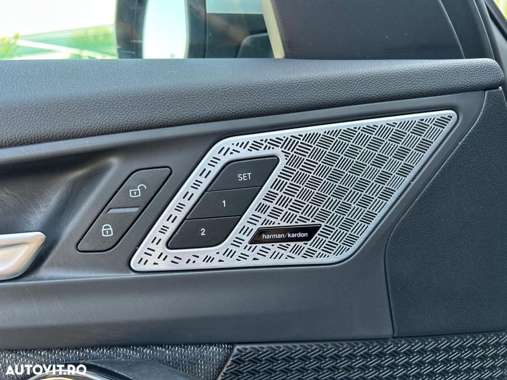 BMW X1 sDrive18d AT - 7