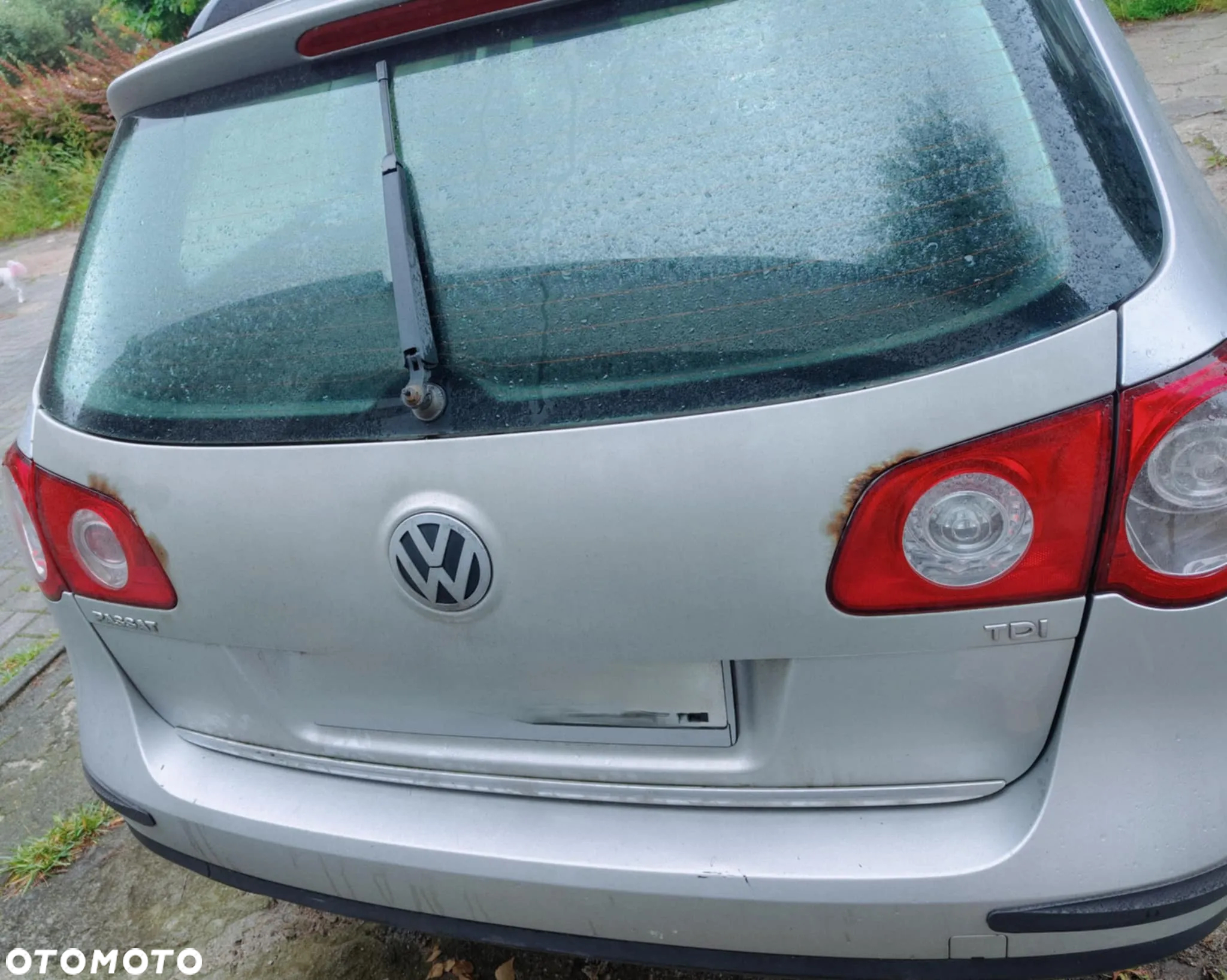 Volkswagen Passat - 4
