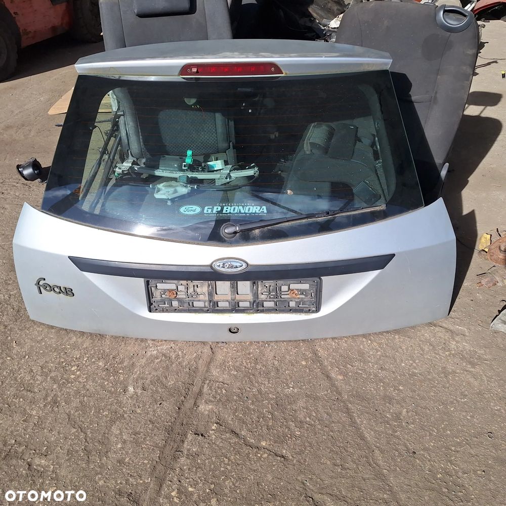 KLAPA BAGAZNIKA FOCUS MK1 KOD 08 HB - 1