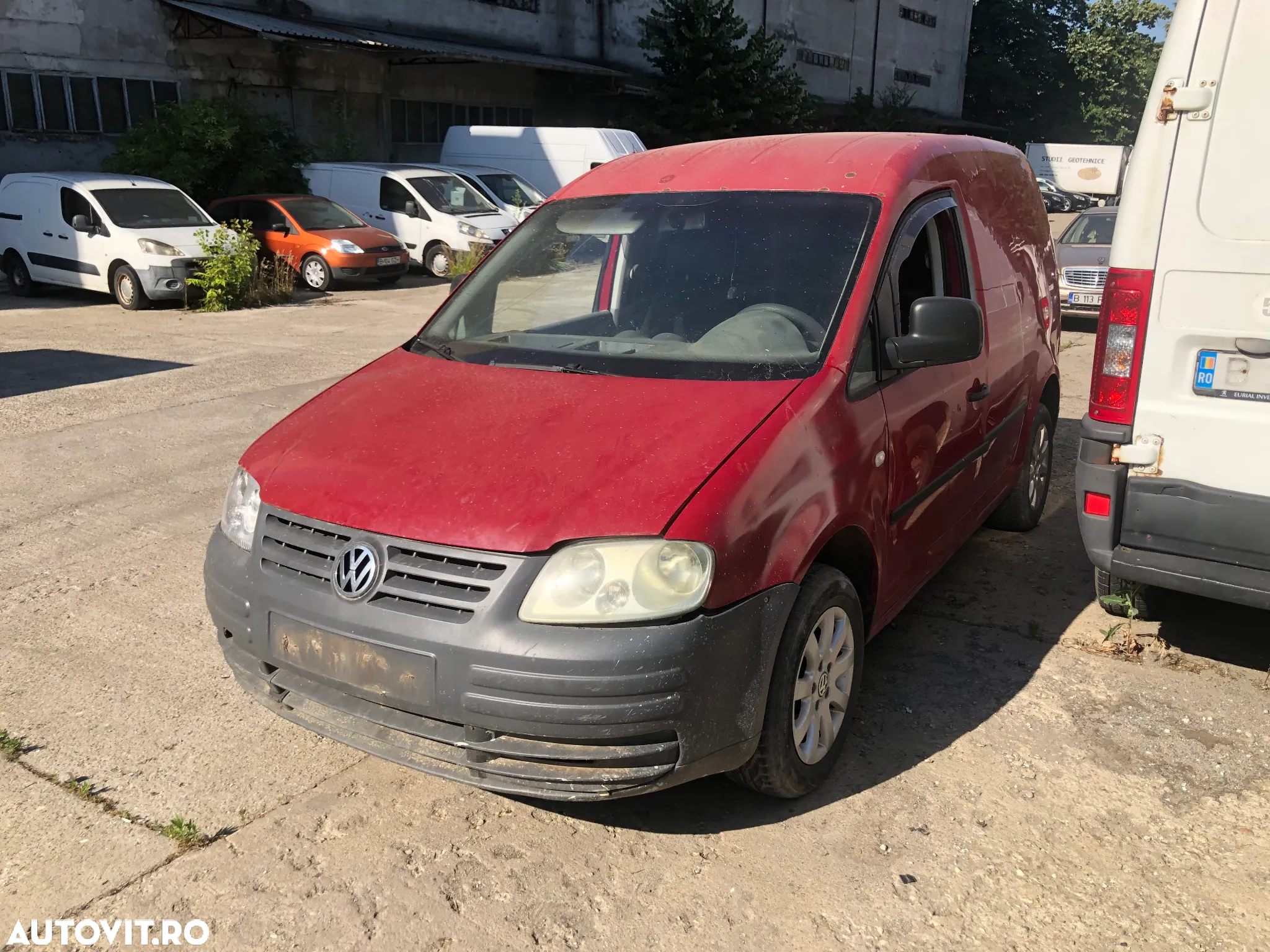 Dezmembrez VW Volkswagen Caddy rosu visiniu BDJ 2.0 SDI - 5