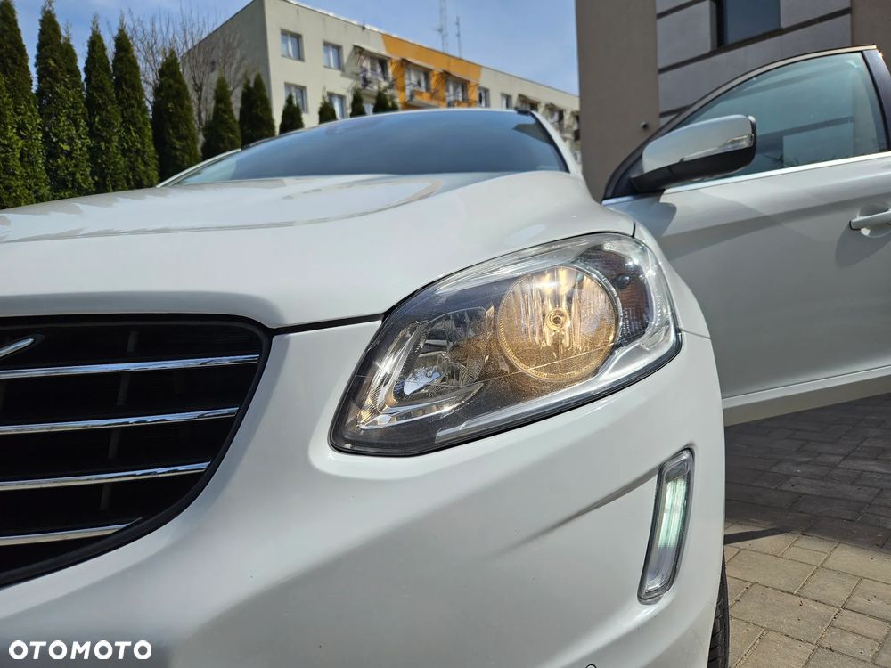 Volvo XC 60 D4 Momentum - 16